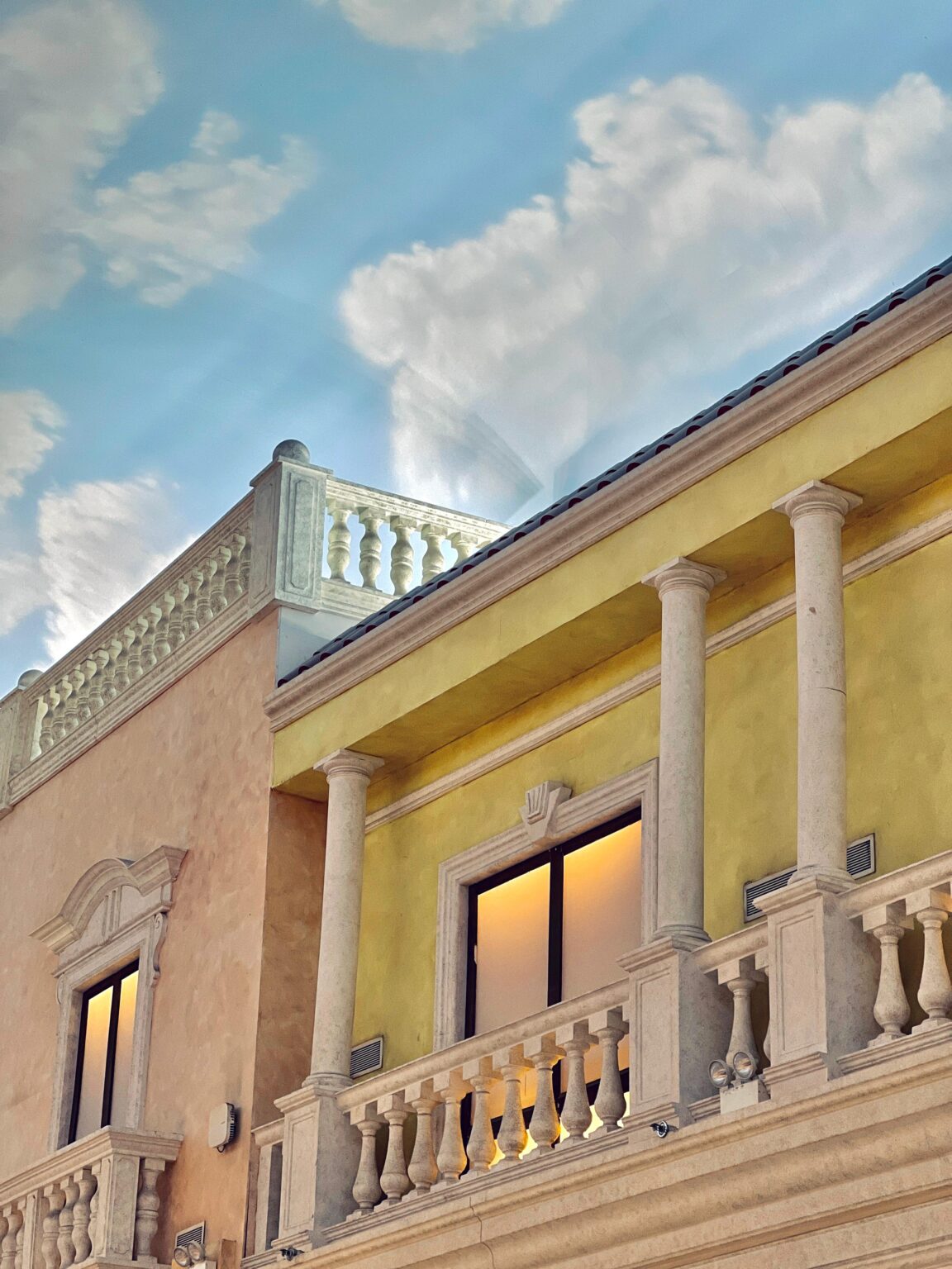 Qatar Architecture Photography by Rabah | Best freelance digital marketer in Malayasia