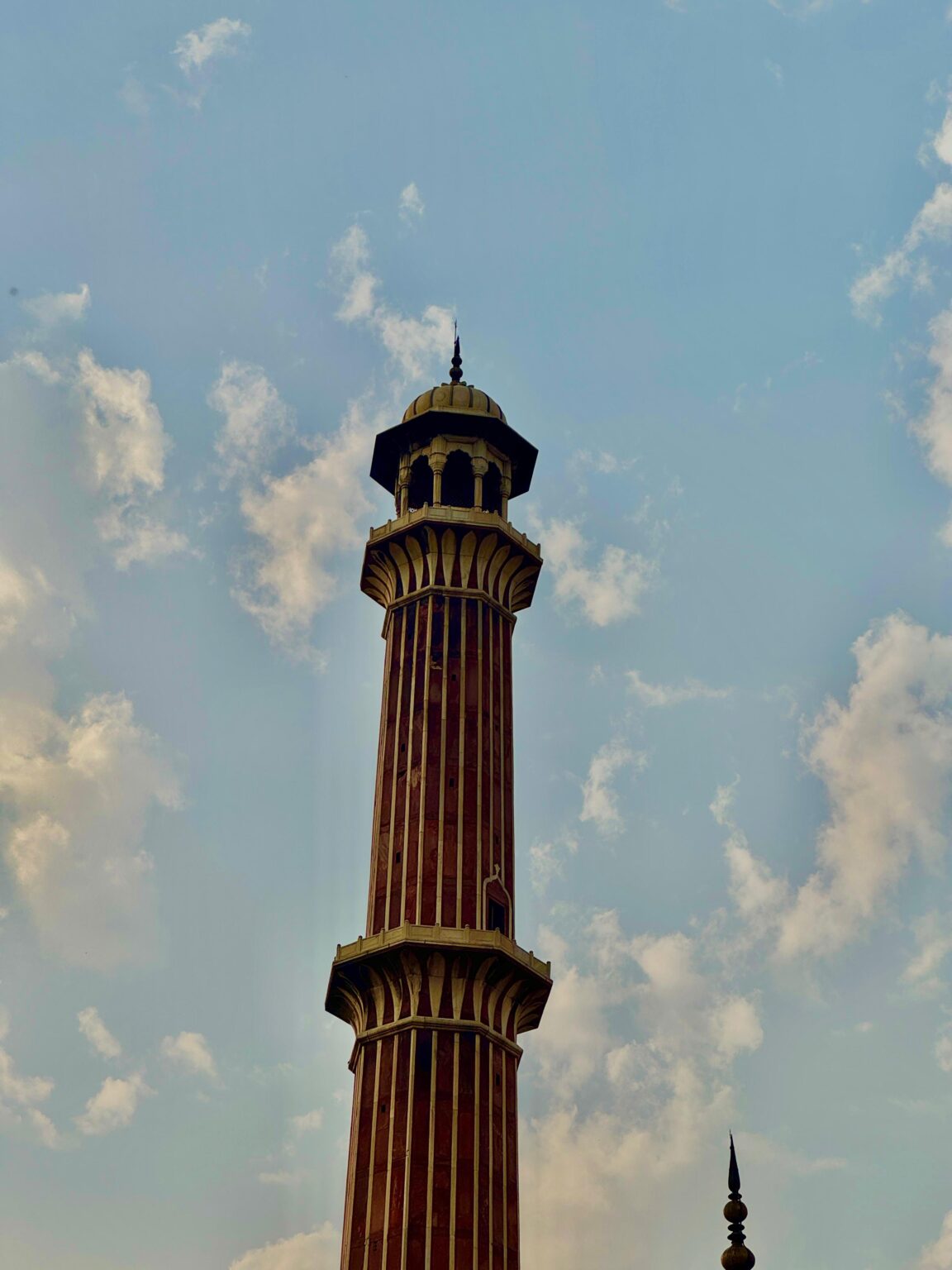Qutab Minar Photography by Rabah | Best freelance digital marketer in Malayasia